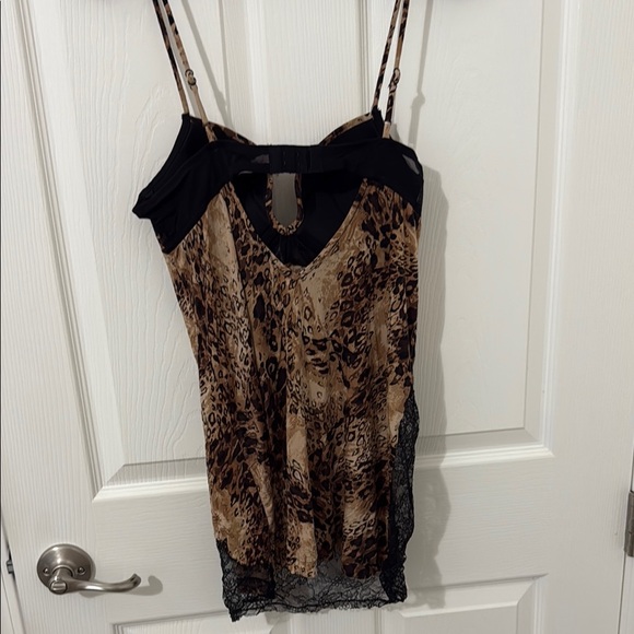 Victoria's Secret Leopard Print Chemise with Black Lace - Picture 4 of 4